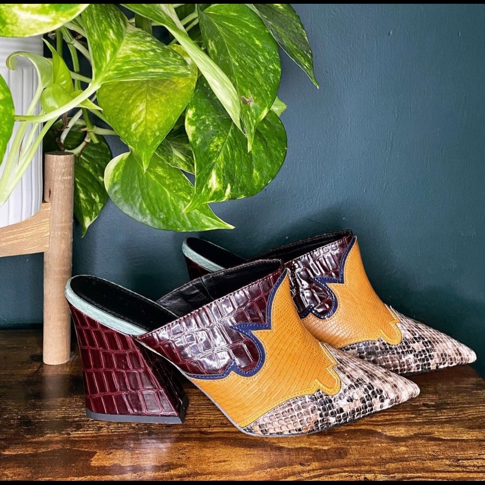 Mules - Picture 3 of 4